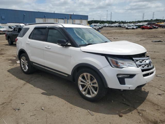  FORD EXPLORER 2018 Biały