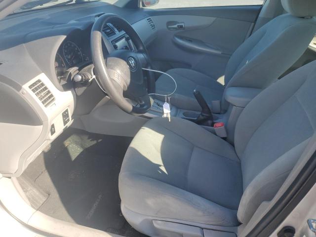 Sedans TOYOTA COROLLA 2013 Srebrny