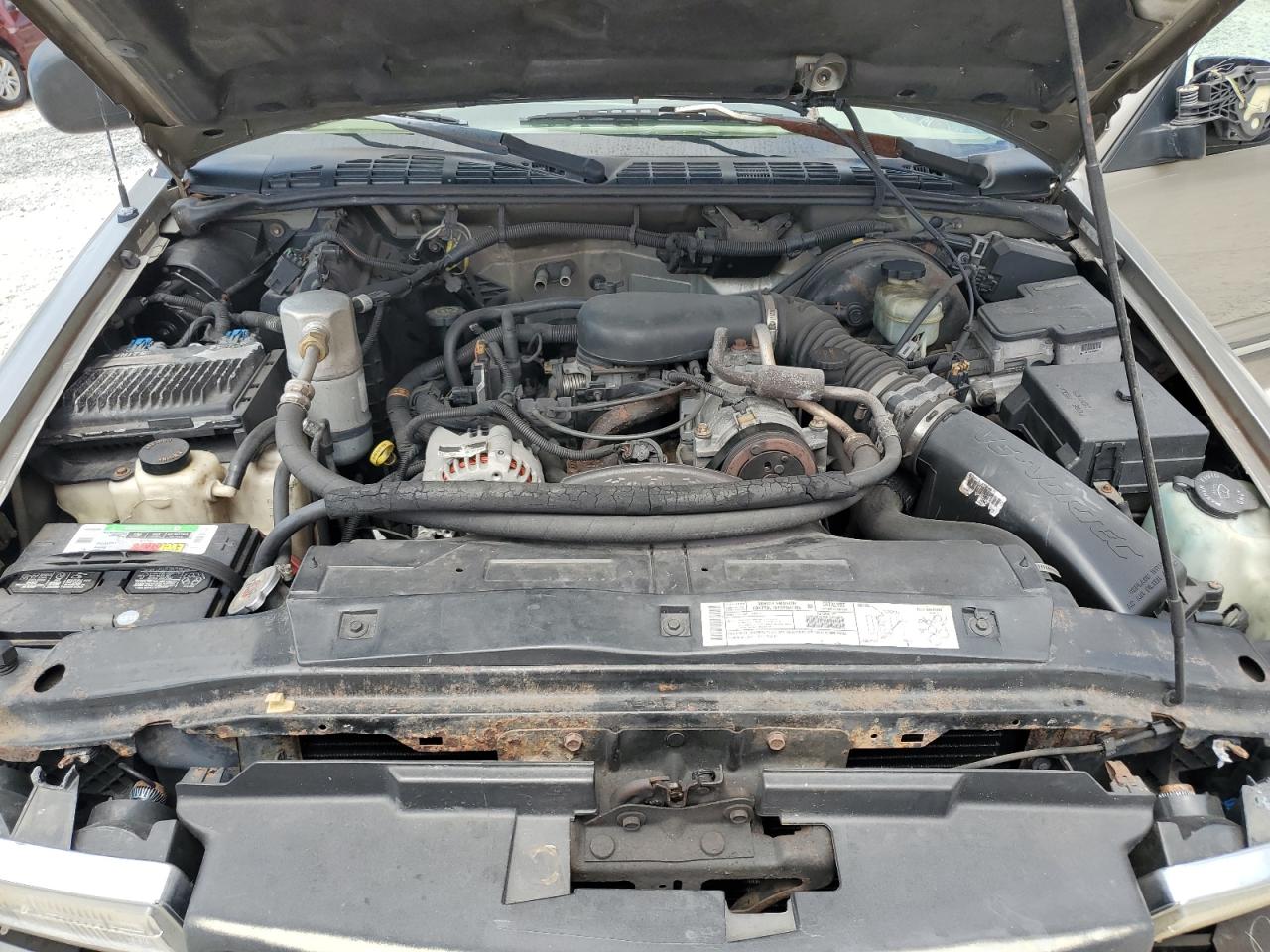1gncs13w2y2395156 1GNCS13W2Y2395156 2000 Chevrolet Blazer