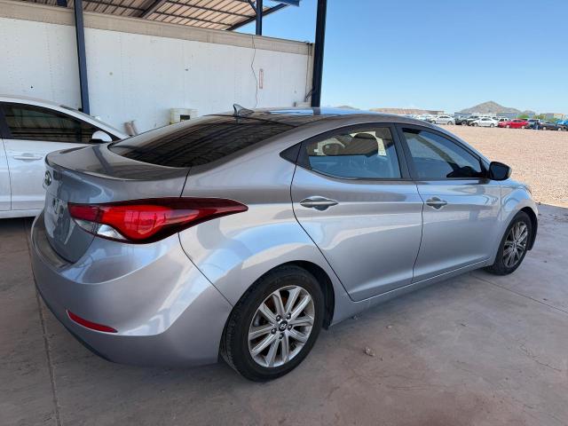  HYUNDAI ELANTRA 2015 Серебристый