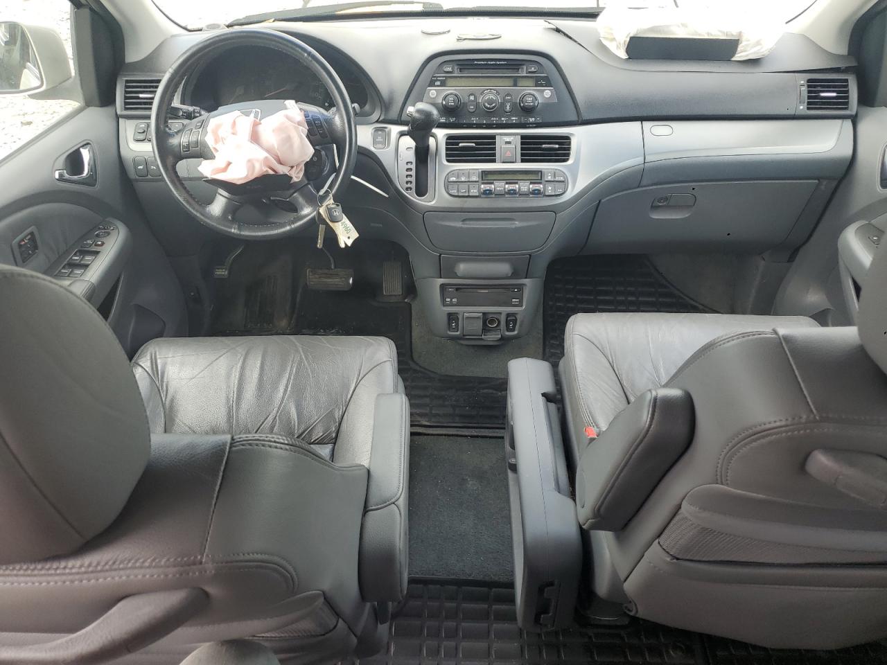 2007 Honda Odyssey Touring VIN: 5FNRL38827B001897 Lot: 66575825