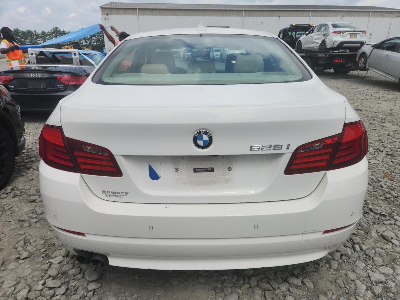 2012 BMW 528 I VIN: WBAXG5C57CDY29396 Lot: 65410395
