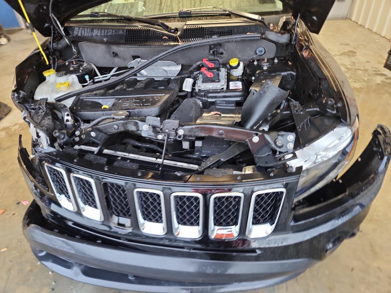 2015 Jeep Compass Sport VIN: 1C4NJDBB9FD177530 Lot: 65071975