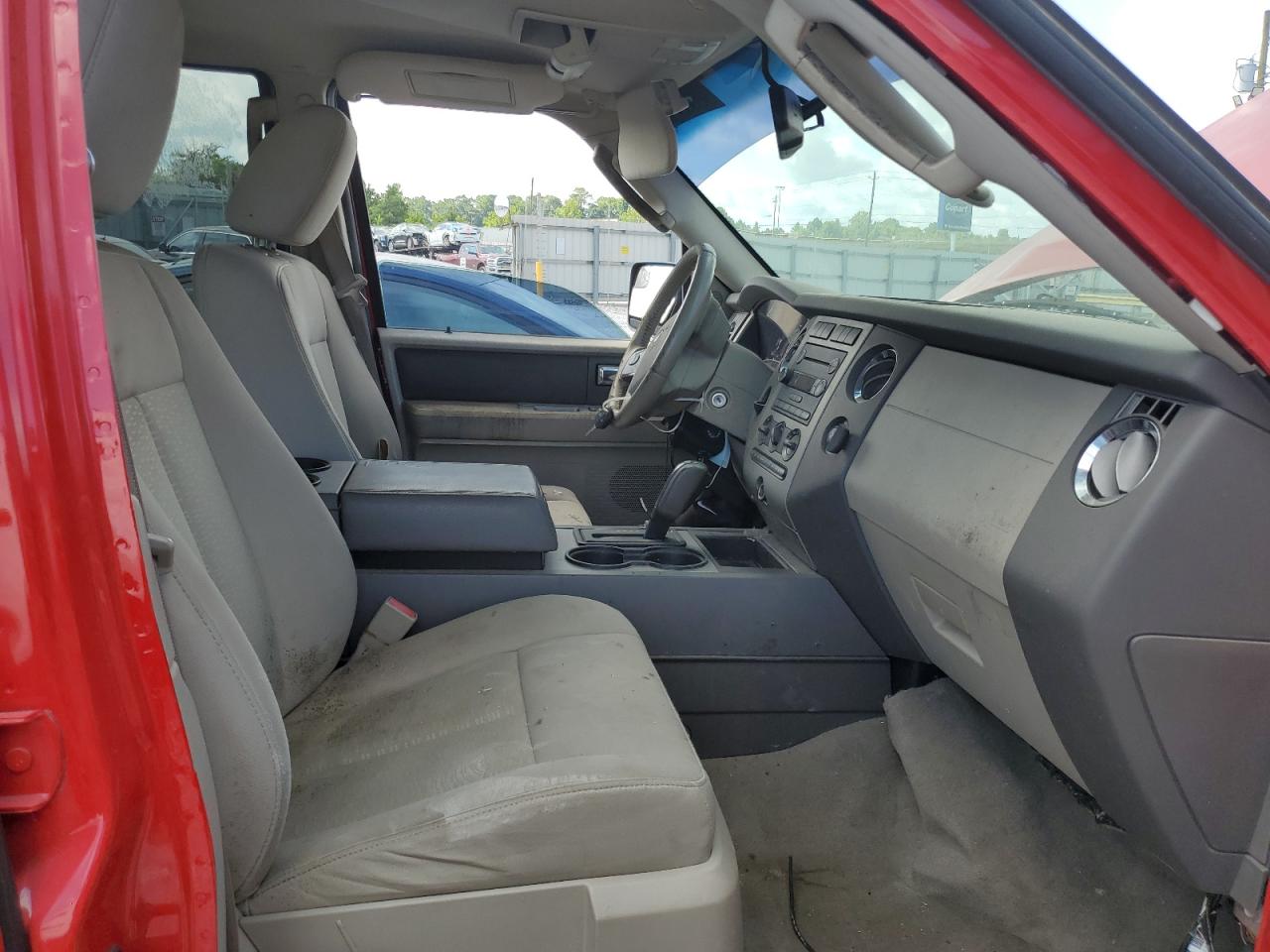 2013 Ford Expedition Xl VIN: 1FMJU1F59DEF30795 Lot: 64650185