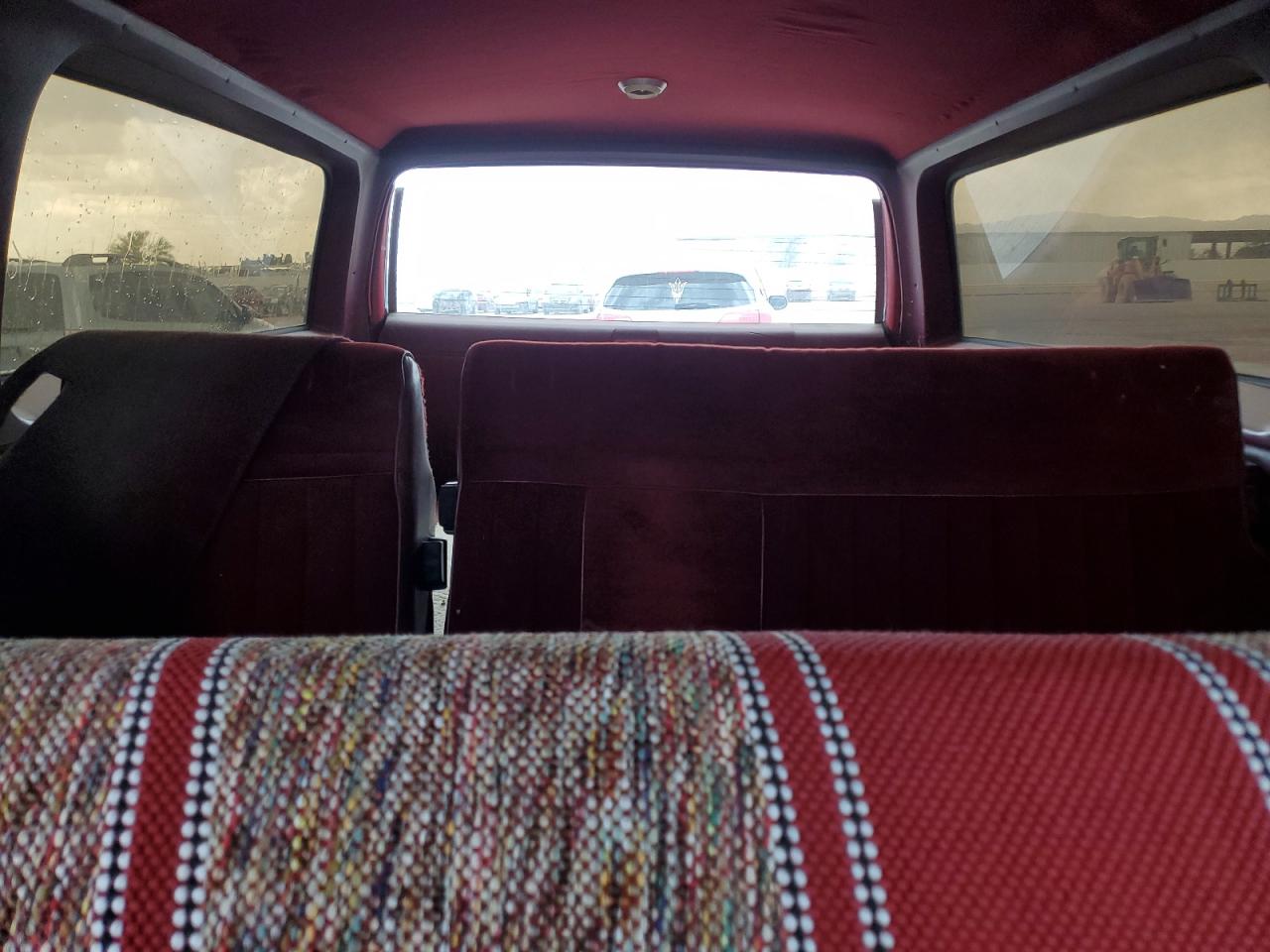 1987 Chevrolet Suburban V10 VIN: 1GNEV16K5HF122312 Lot: 63189075