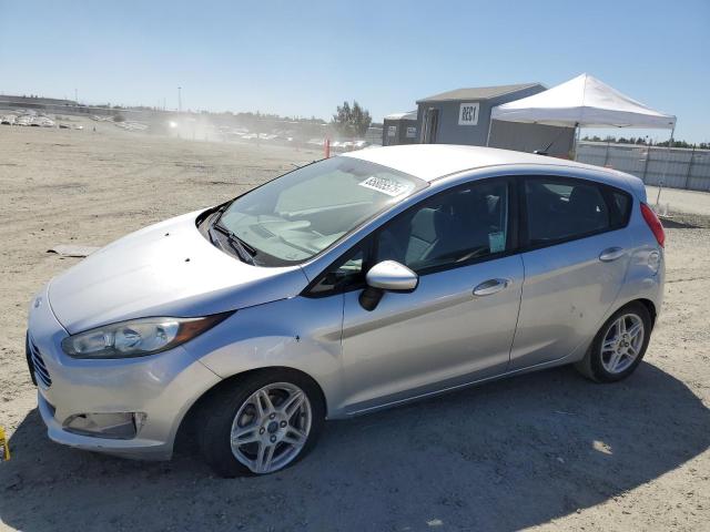  FORD FIESTA 2018 Srebrny