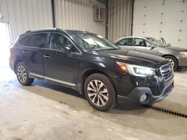  SUBARU OUTBACK 2018 Czarny