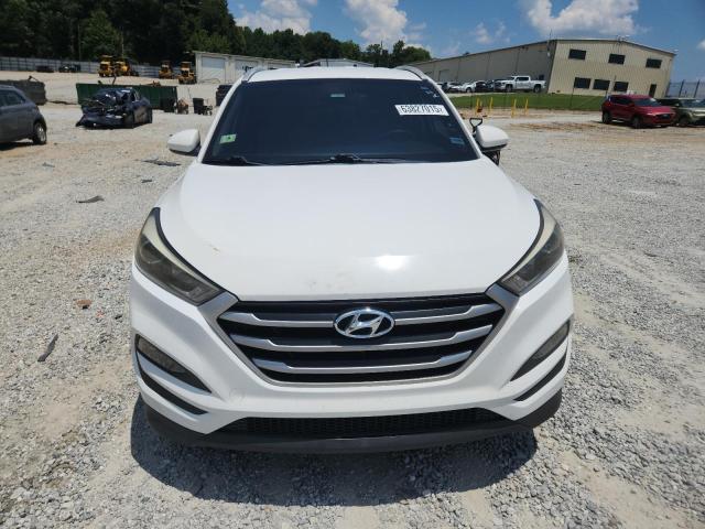  HYUNDAI TUCSON 2017 Белы