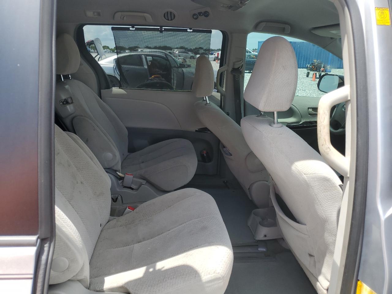 2012 Toyota Sienna Le VIN: 5TDKK3DC6CS190493 Lot: 65000345