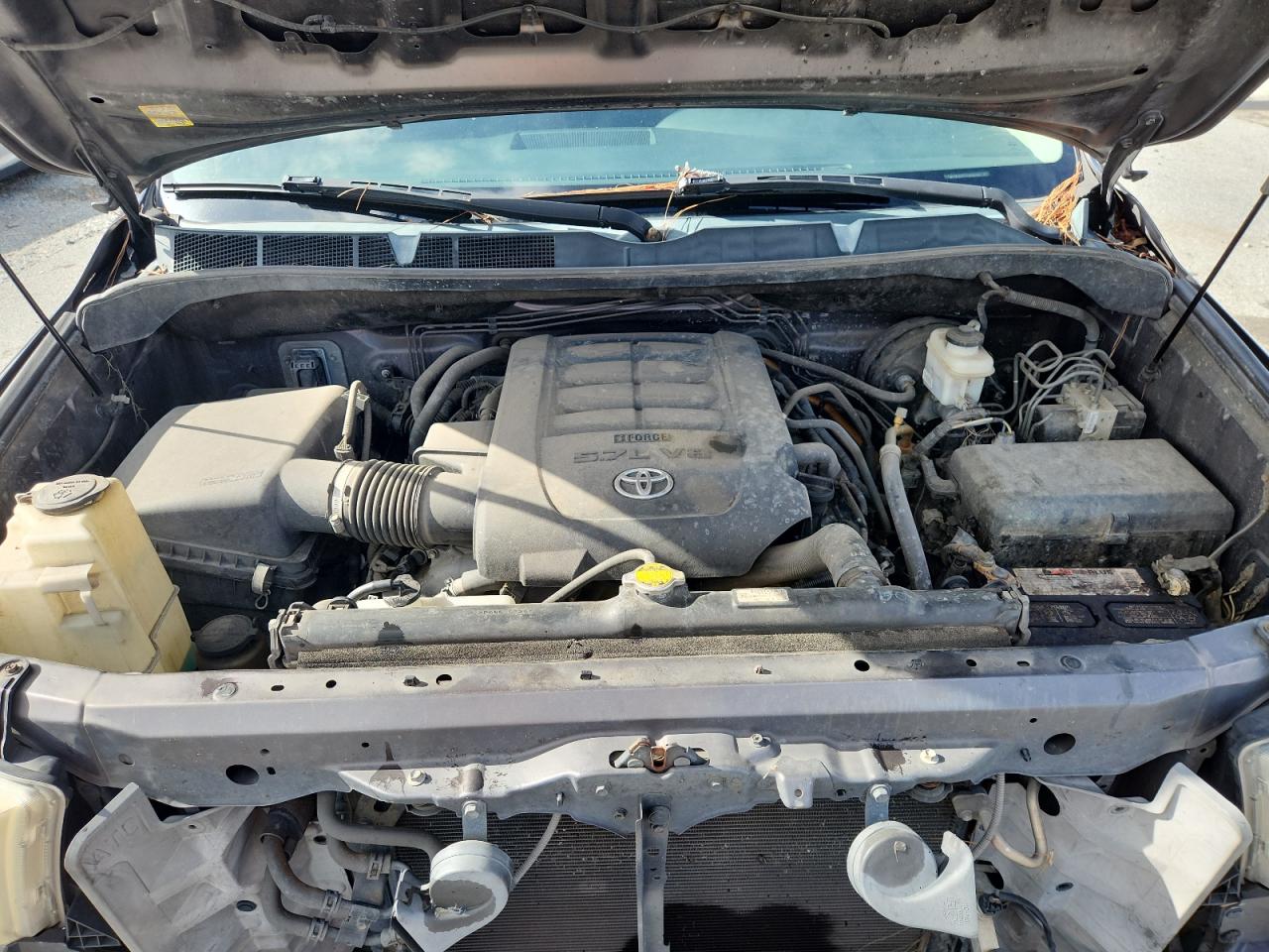 2012 Toyota Tundra Crewmax Sr5 VIN: 5TFEY5F17CX130283 Lot: 61864005