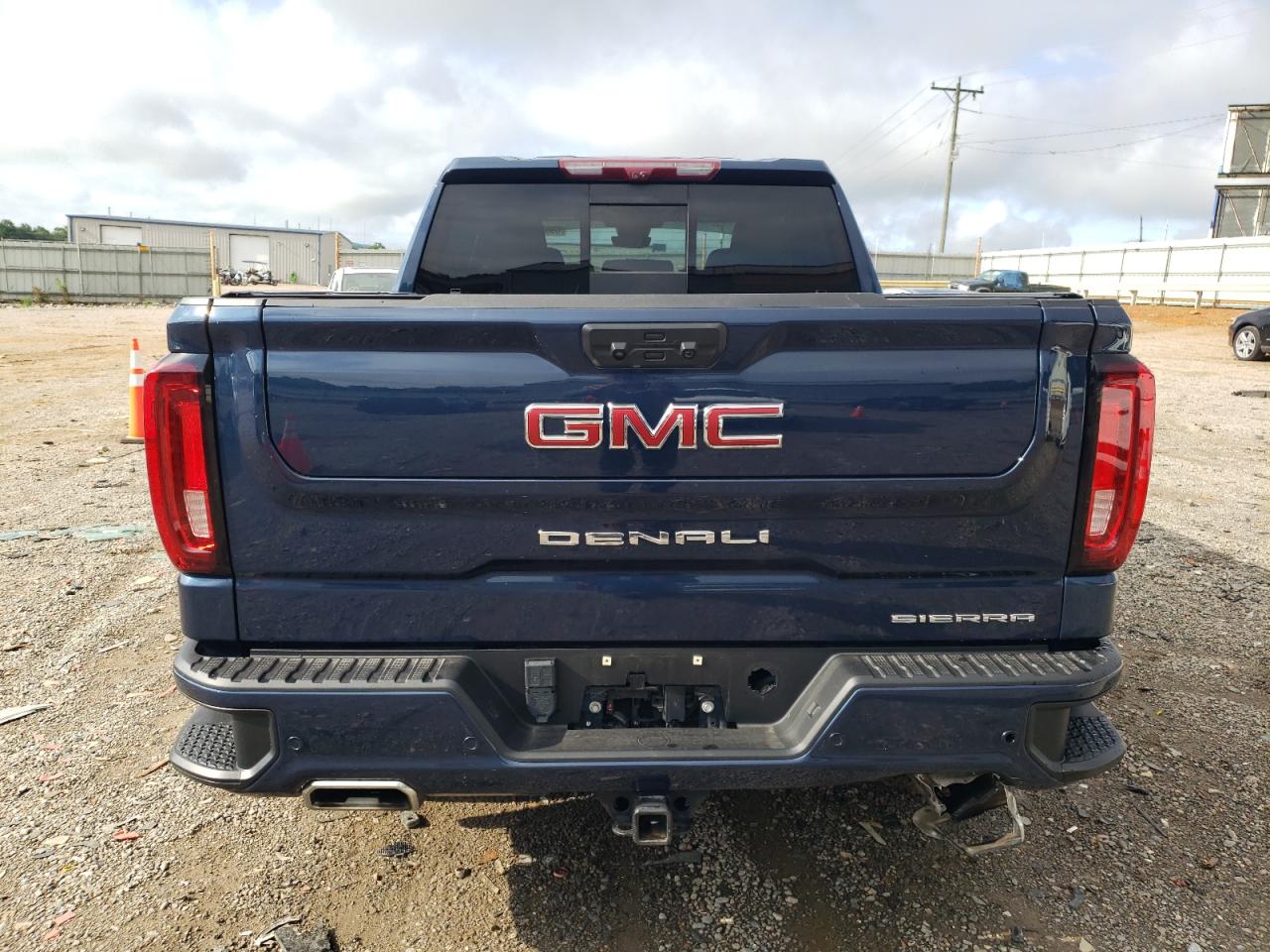 2022 GMC Sierra K1500 Denali VIN: 3GTUUGED0NG682763 Lot: 63657635