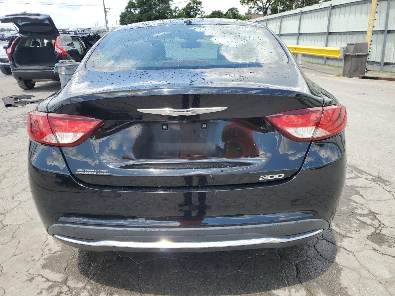 2015 Chrysler 200 Limited VIN: 1C3CCCAB7FN671543 Lot: 64809475