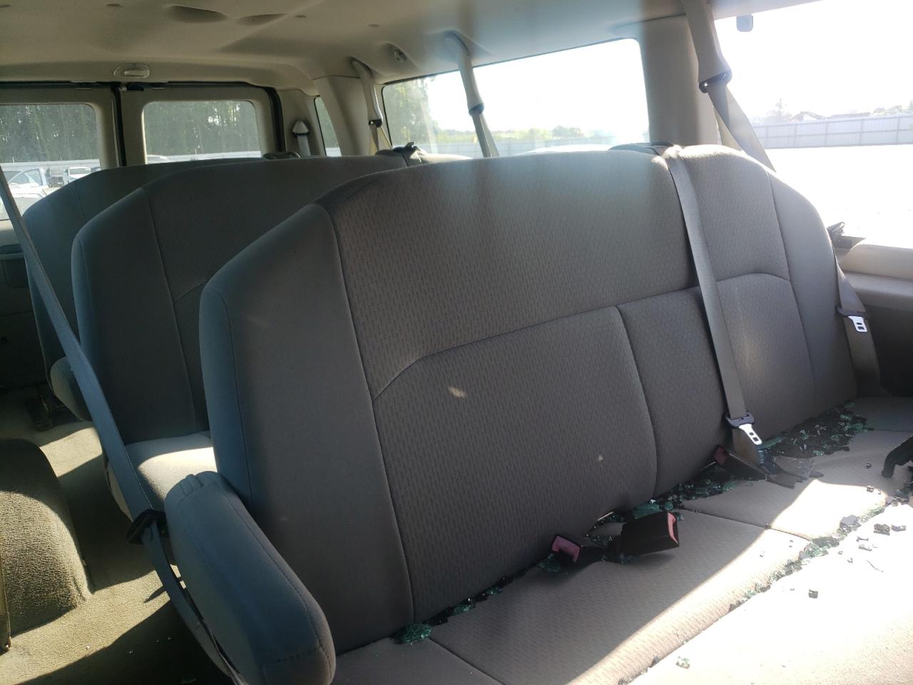 2008 Ford Econoline E350 Super Duty Wagon VIN: 1FBSS31L78DA86185 Lot: 64914715