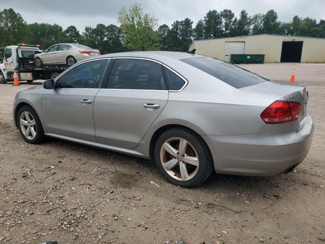  VOLKSWAGEN PASSAT 2014 Srebrny