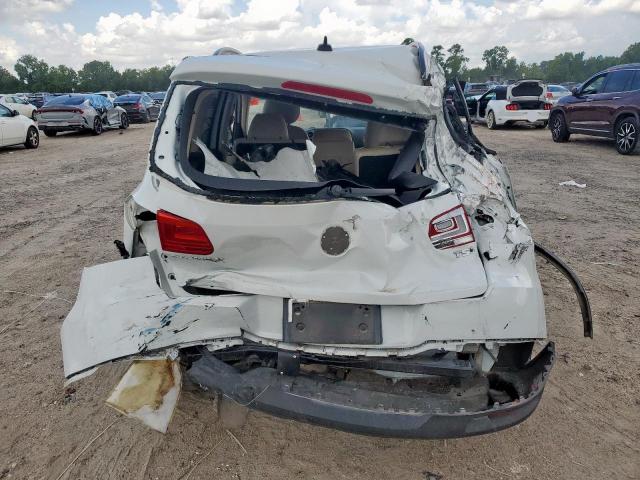 Parquets VOLKSWAGEN TIGUAN 2017 Biały