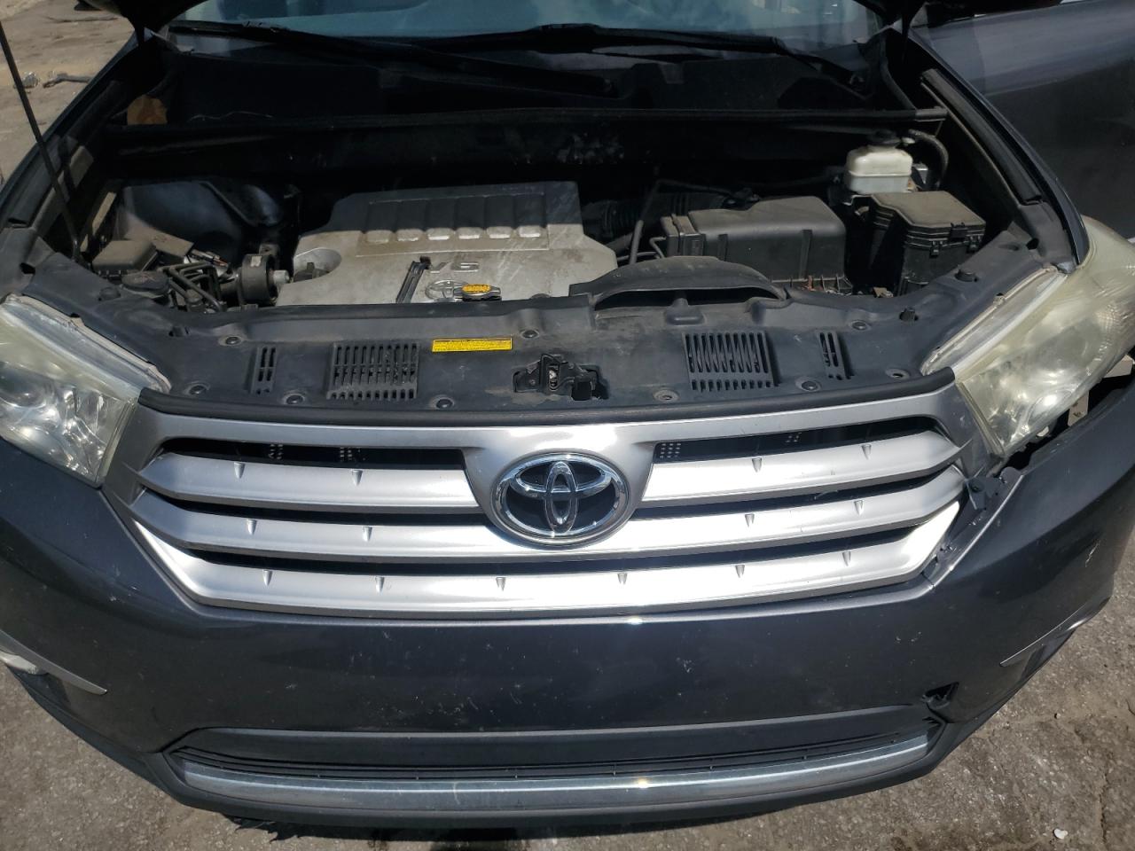 2012 Toyota Highlander Base VIN: 5TDBK3EH5CS169886 Lot: 65237255