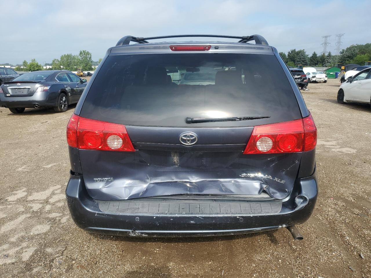 2007 Toyota Sienna Xle VIN: 5TDZK22C37S029357 Lot: 66298005