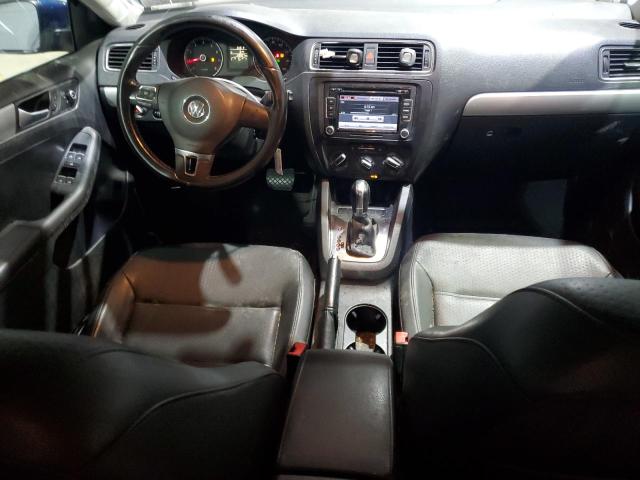  VOLKSWAGEN JETTA 2013 Granatowy