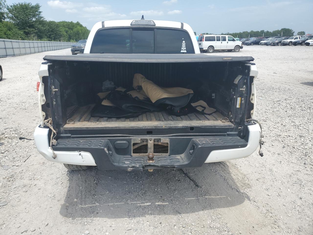 2018 Toyota Tacoma Double Cab VIN: 5TFAX5GN5JX108380 Lot: 65224515