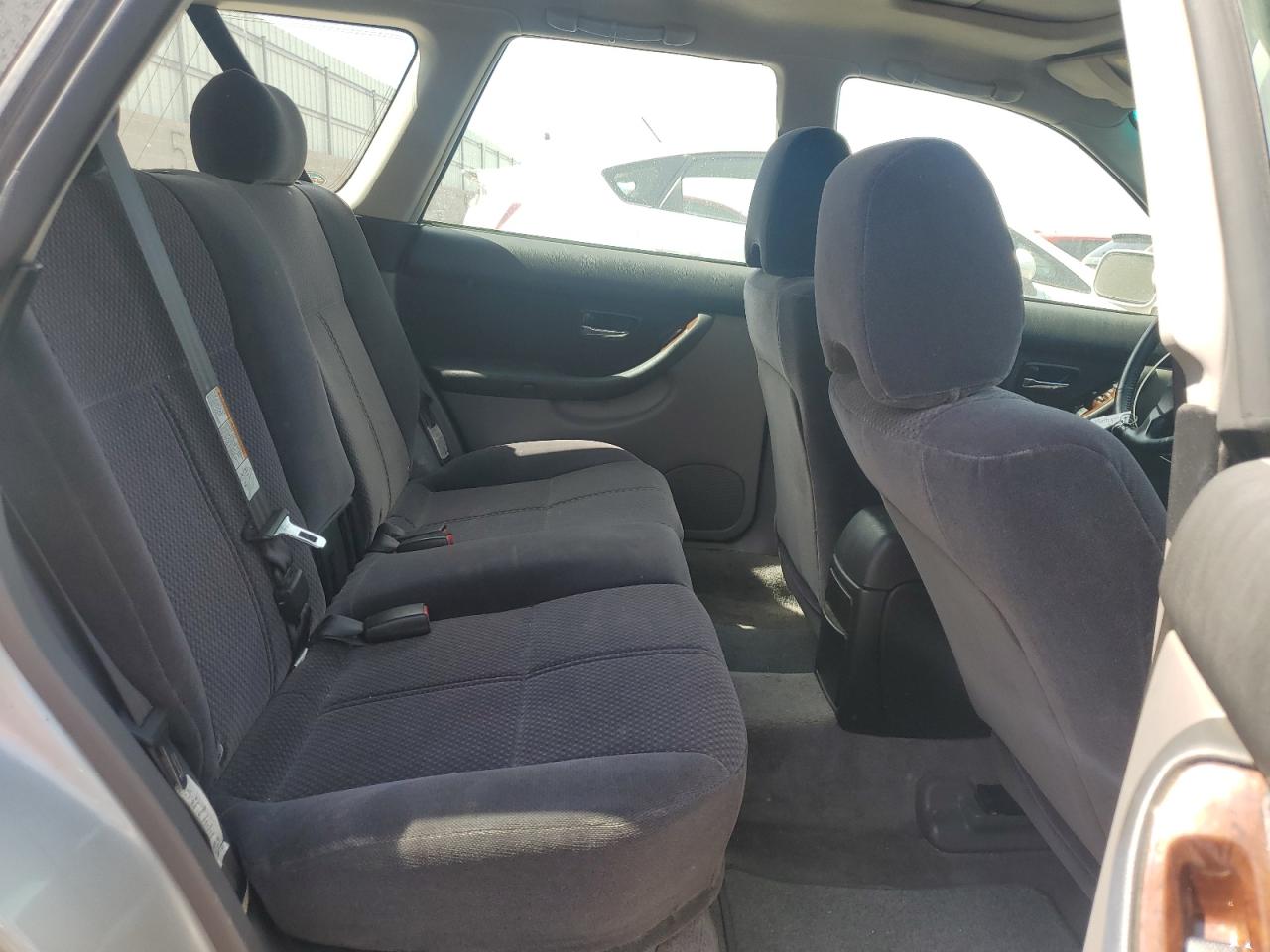 2003 Subaru Legacy L VIN: 4S3BH635437305945 Lot: 64692775