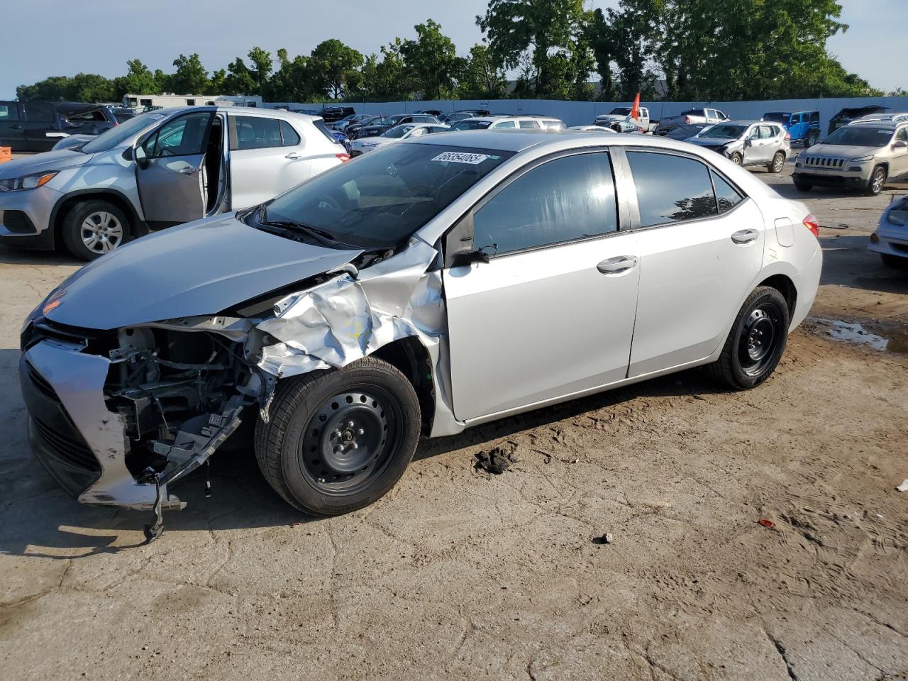 2t1burhe0jc109728 2T1BURHE0JC109728 2018 Toyota Corolla L