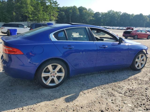  JAGUAR XE 2018 Синий