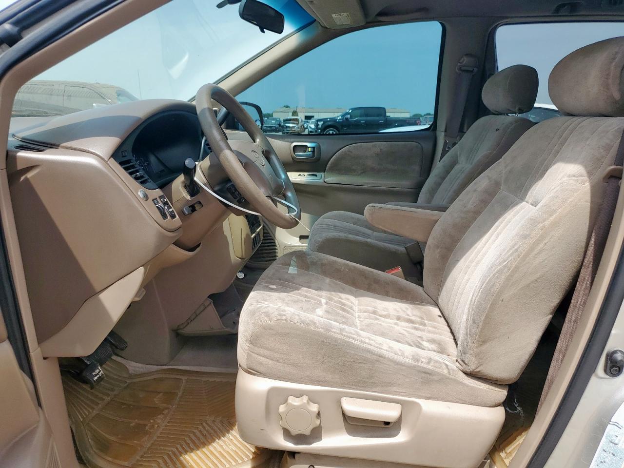 2001 Toyota Sienna Le VIN: 4T3ZF13C11U323567 Lot: 62585565
