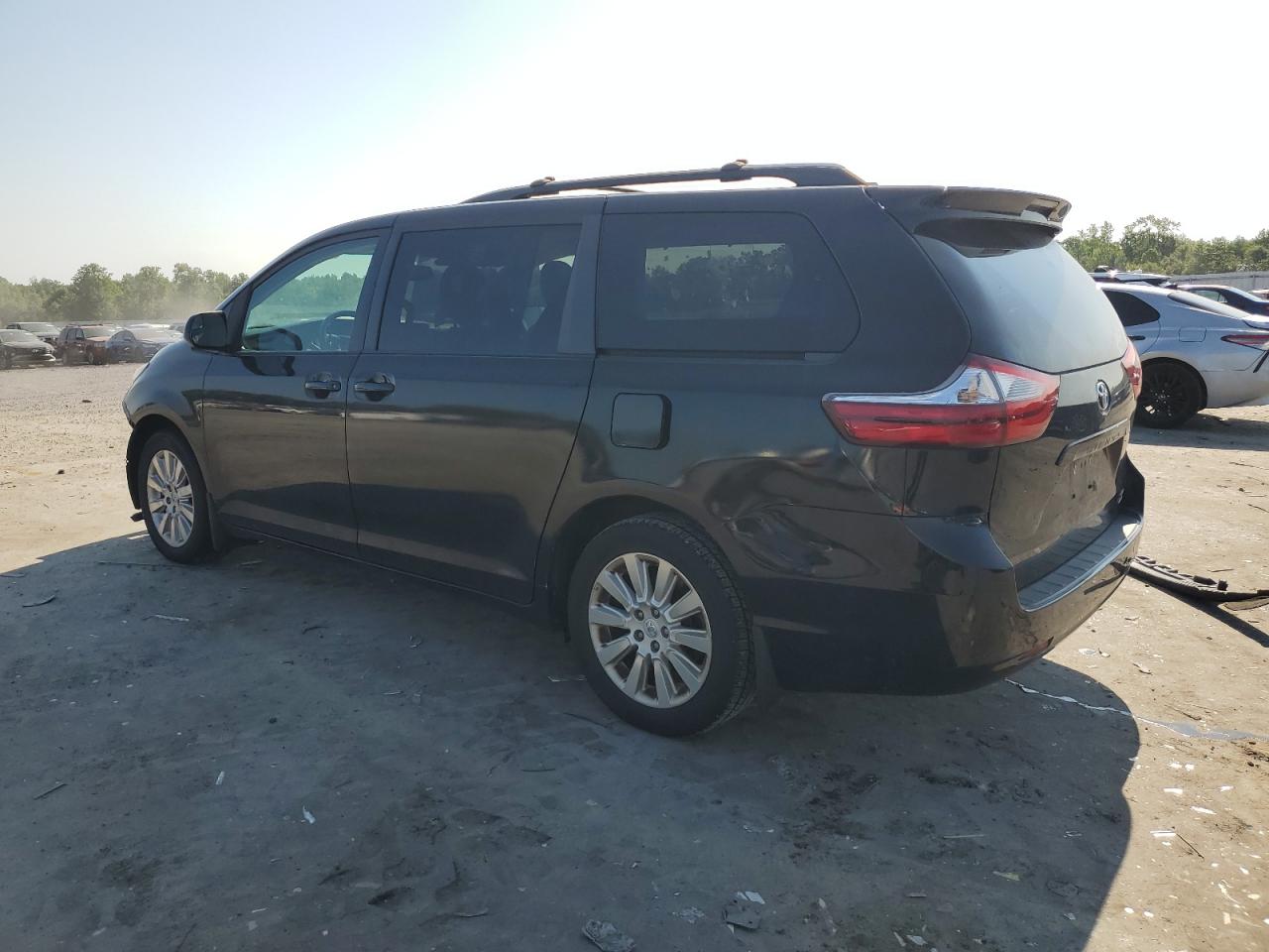2015 Toyota Sienna Le VIN: 5TDJK3DC6FS121142 Lot: 65626785