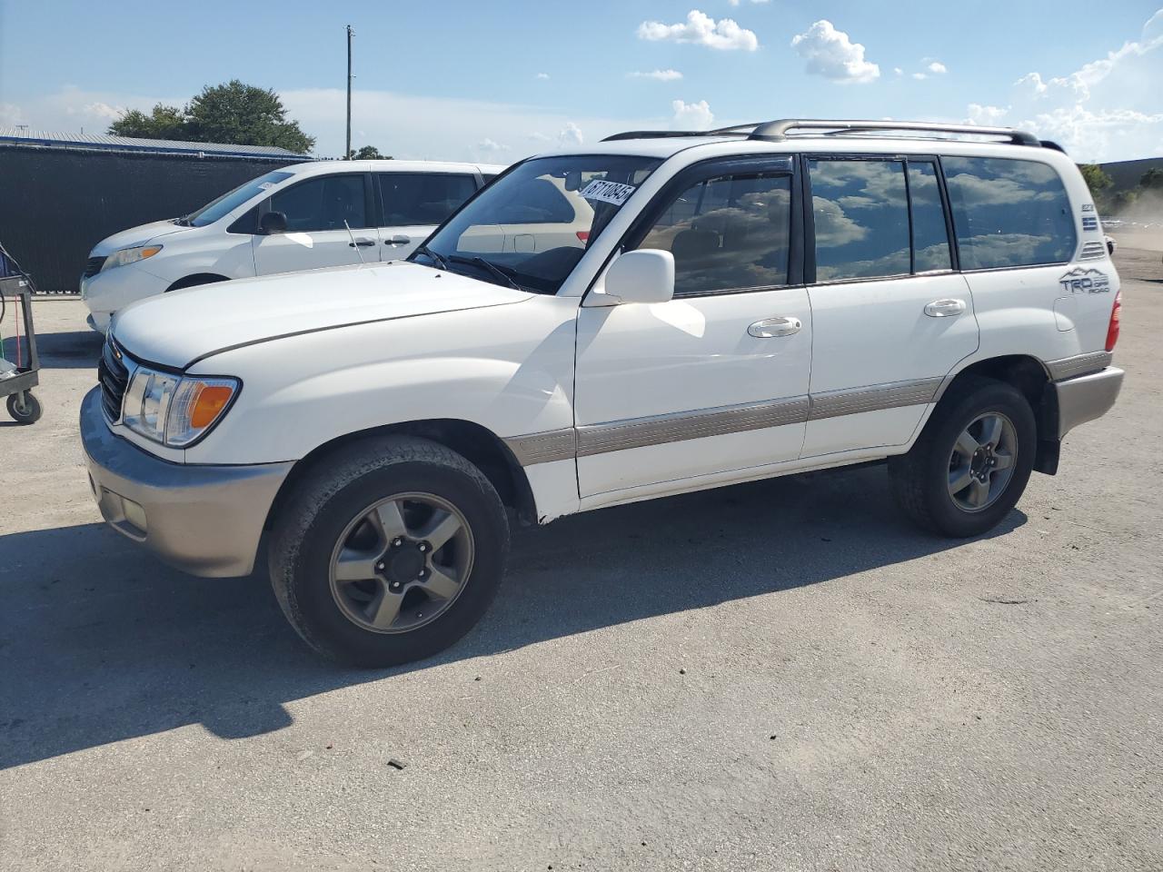 2001 Toyota Land Cruiser VIN: JTEHT05JX12002271 Lot: 67110845