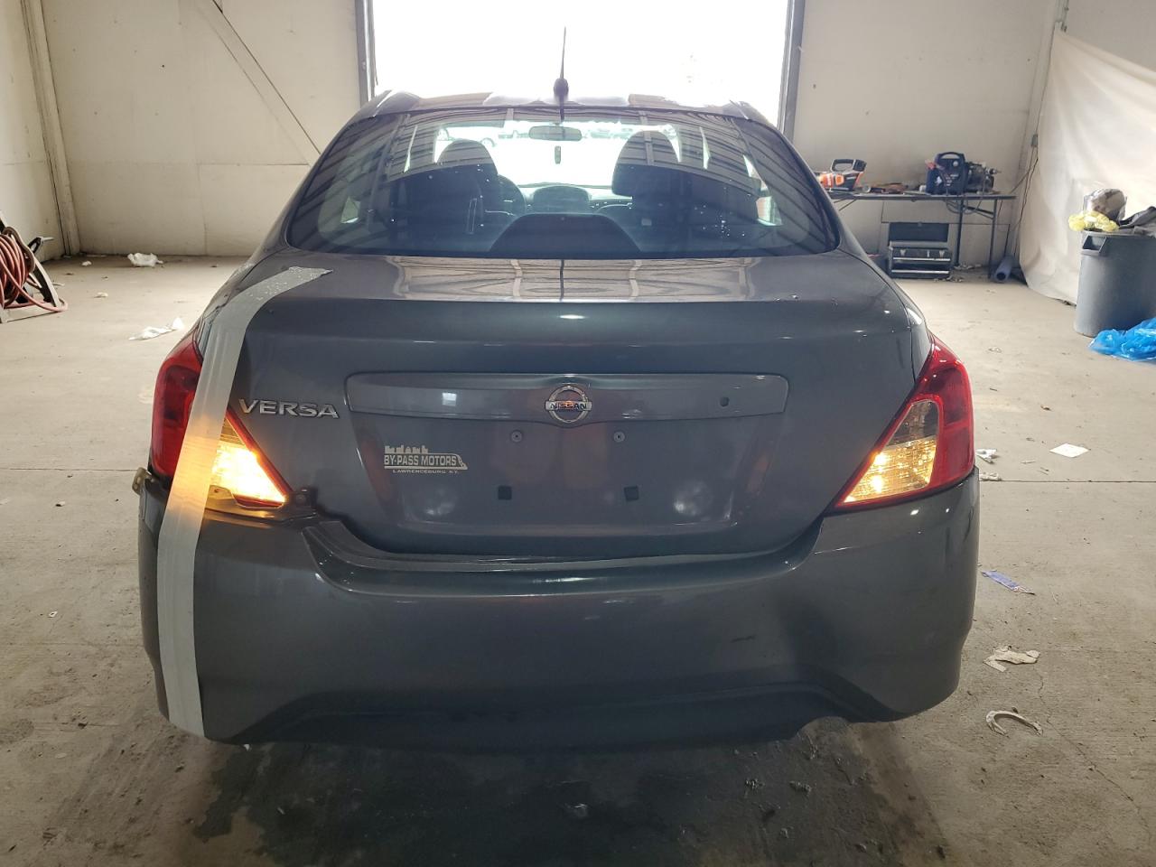 2018 Nissan Versa S VIN: 3N1CN7AP2JL808182 Lot: 64835825