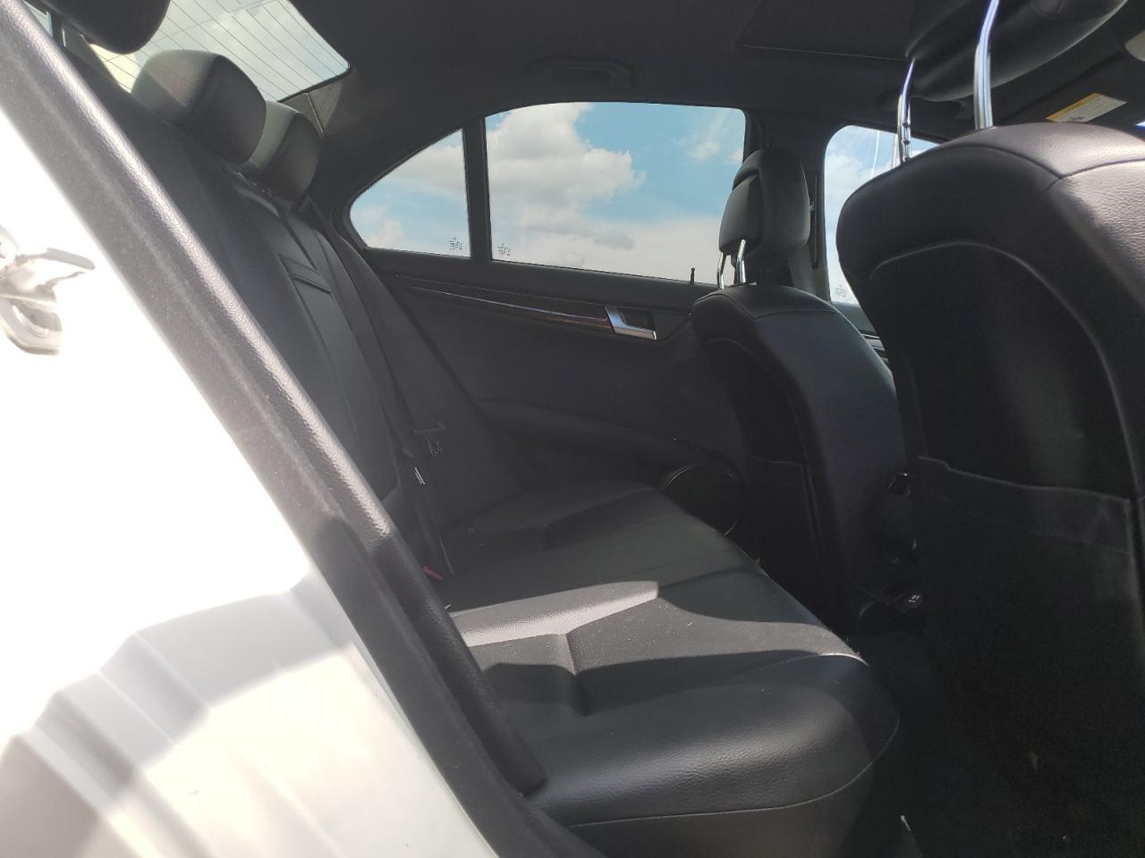 2012 Mercedes-Benz C 300 4Matic VIN: WDDGF8BB9CA704373 Lot: 63184325