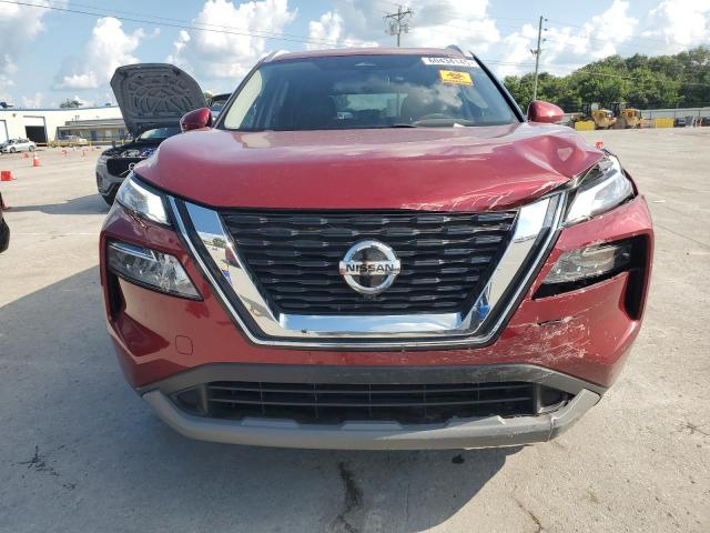  NISSAN ROGUE 2021 Бордовий