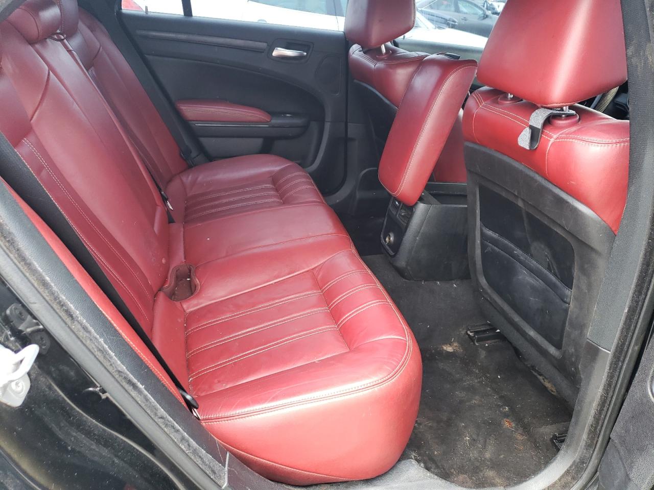 2013 Chrysler 300 S VIN: 2C3CCABG8DH643920 Lot: 64849765