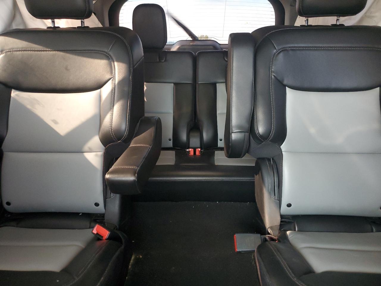 2022 Ford Explorer Xlt VIN: 1FMSK7DH0NGA98940 Lot: 63964175