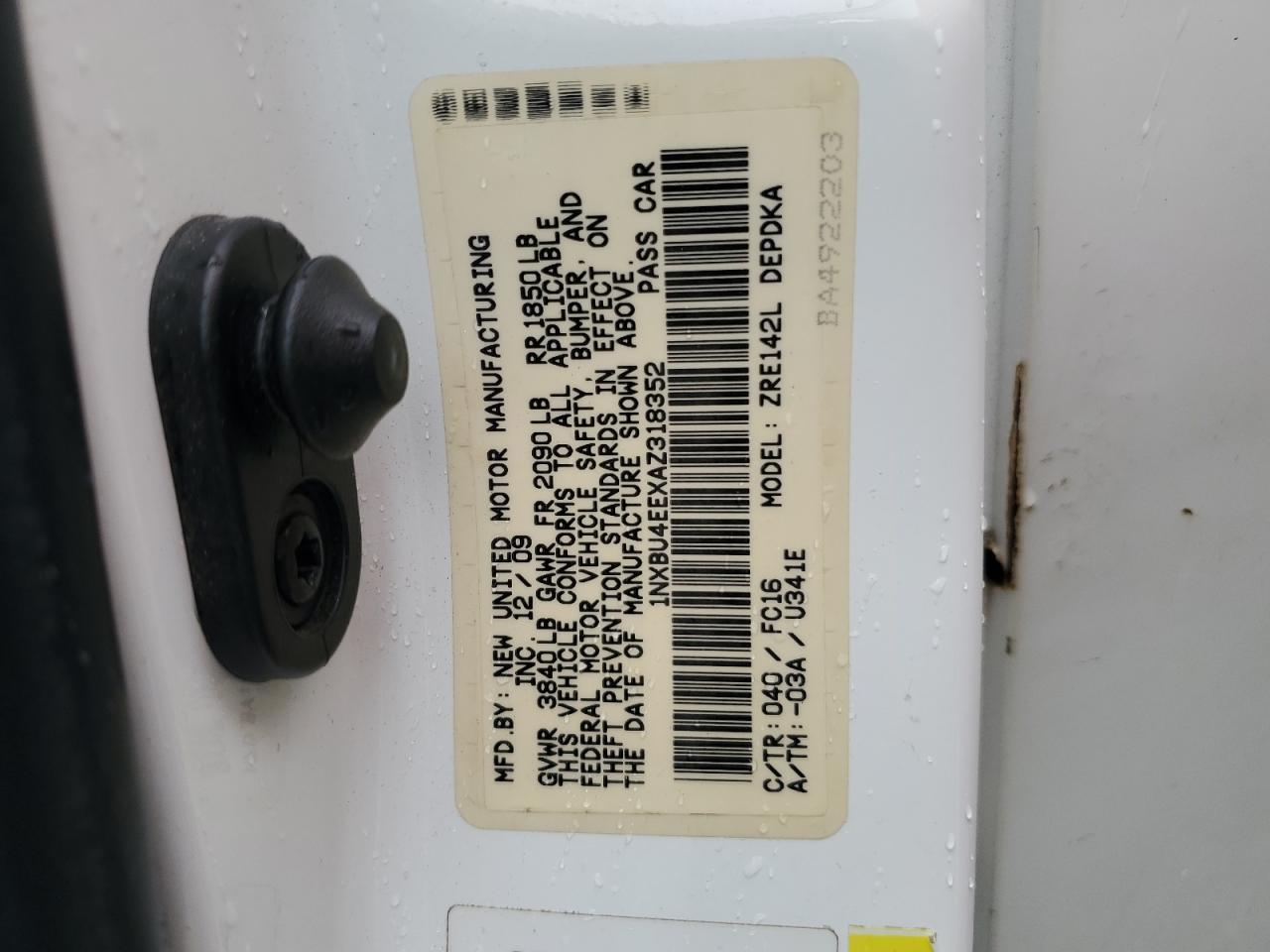 1nxbu4eexaz318352 1NXBU4EEXAZ318352 2010 Toyota Corolla Base
