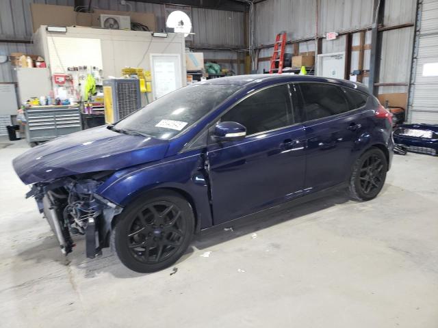 Hatchbacks FORD FOCUS 2016 Granatowy