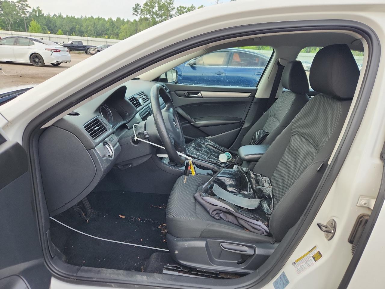 2013 Volkswagen Passat S VIN: 1VWAP7A33DC084916 Lot: 64011845