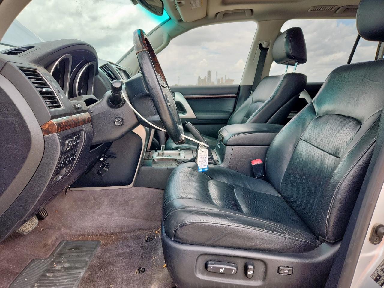 2014 Toyota Land Cruiser VIN: JTMHY7AJ3E4025745 Lot: 63380235