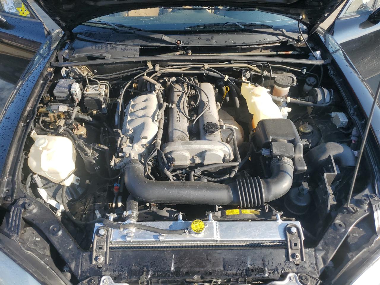 2000 Mazda Mx-5 Miata Base VIN: JM1NB3537Y0154043 Lot: 64363245