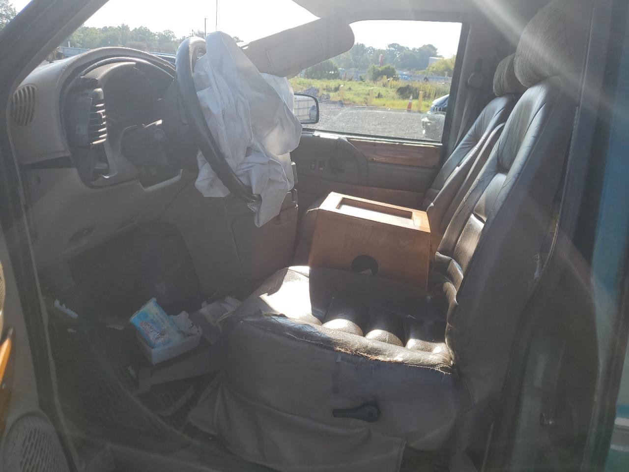 1998 GMC Safari Xt VIN: 1GDDM19W9WB530754 Lot: 65279595