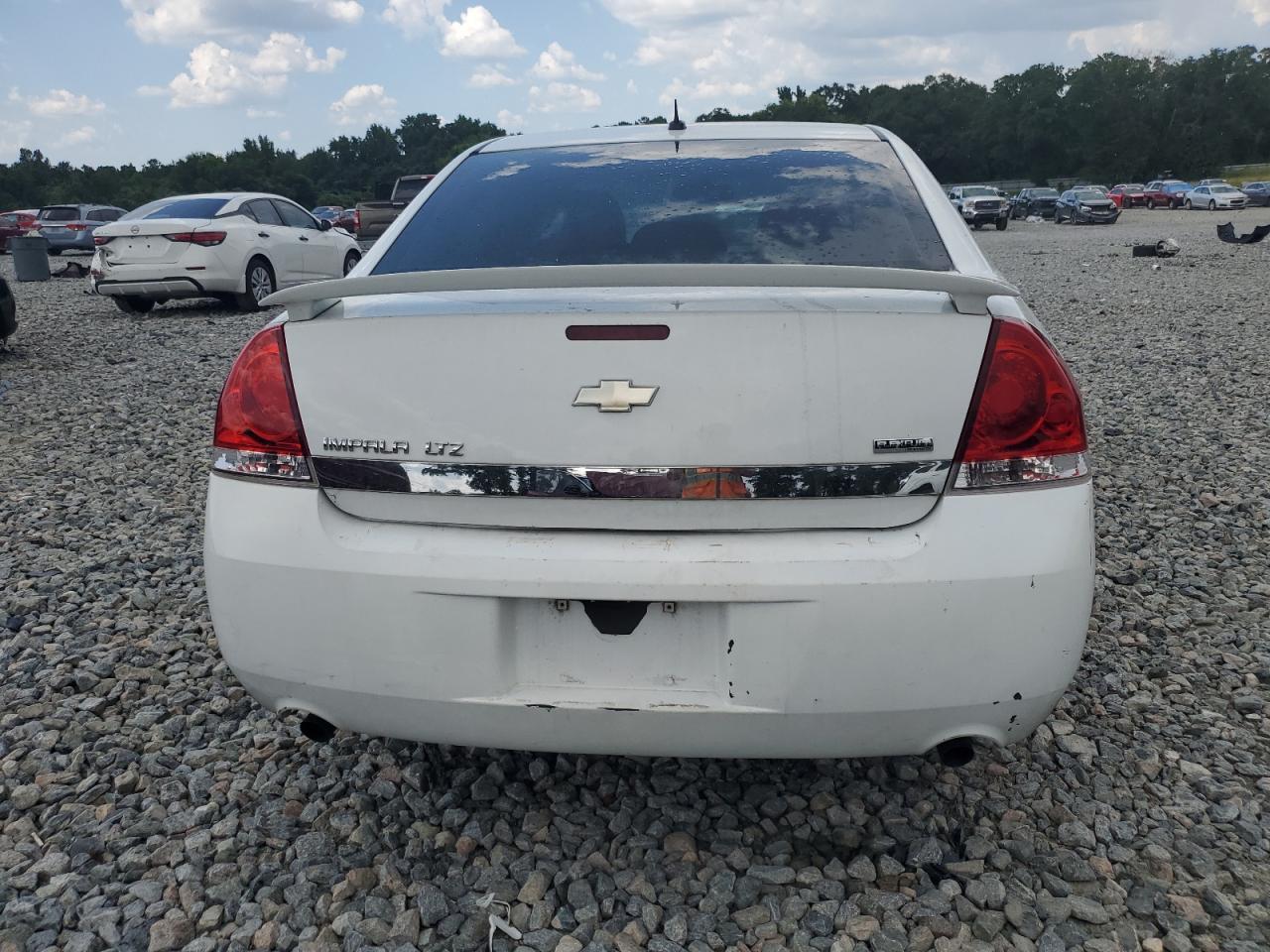 2G1WC5EM0A1190858 2010 Chevrolet Impala Ltz