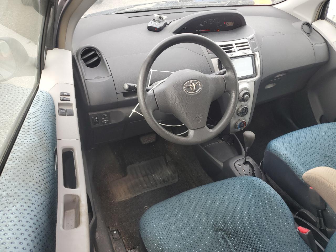 2008 Toyota Yaris VIN: JTDJT923185205574 Lot: 64565325