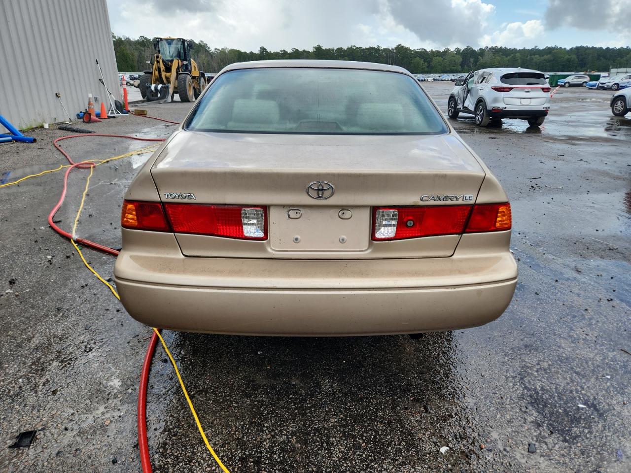 2001 Toyota Camry Ce VIN: 4T1BG22K01U814587 Lot: 64323065