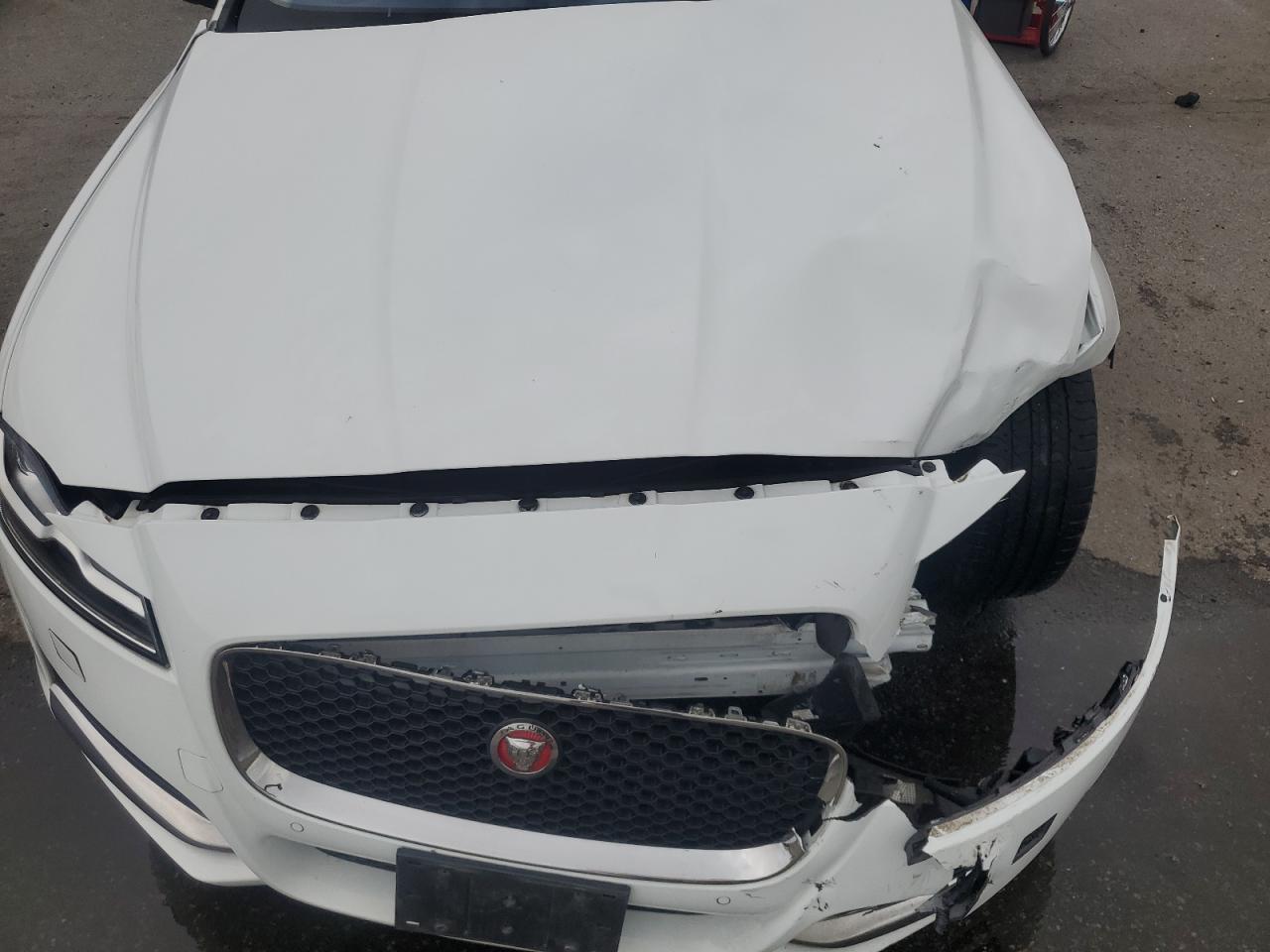 2018 Jaguar Xf Premium VIN: SAJBJ4FX8JCY55502 Lot: 63573375