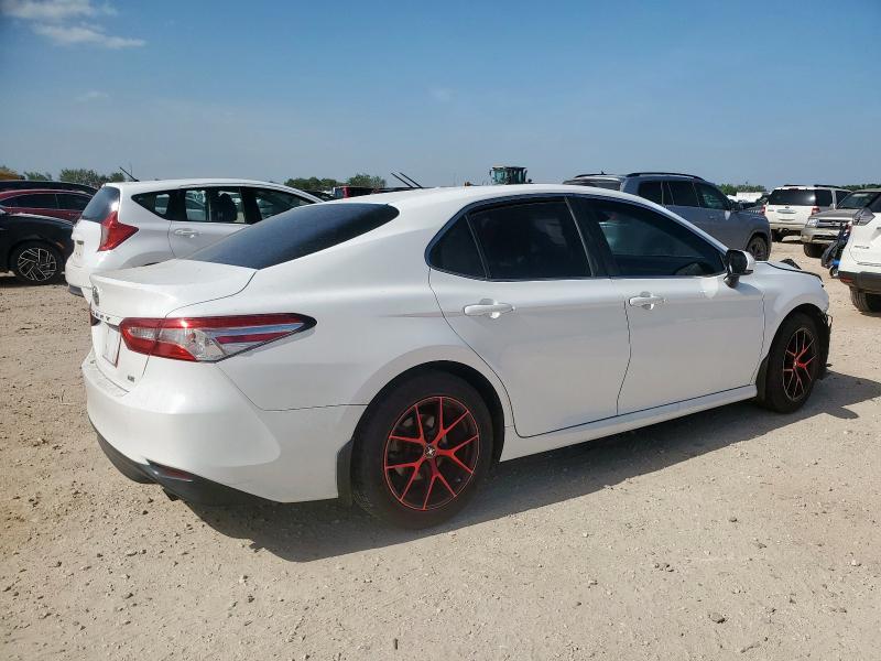 TOYOTA CAMRY 2018 Biały