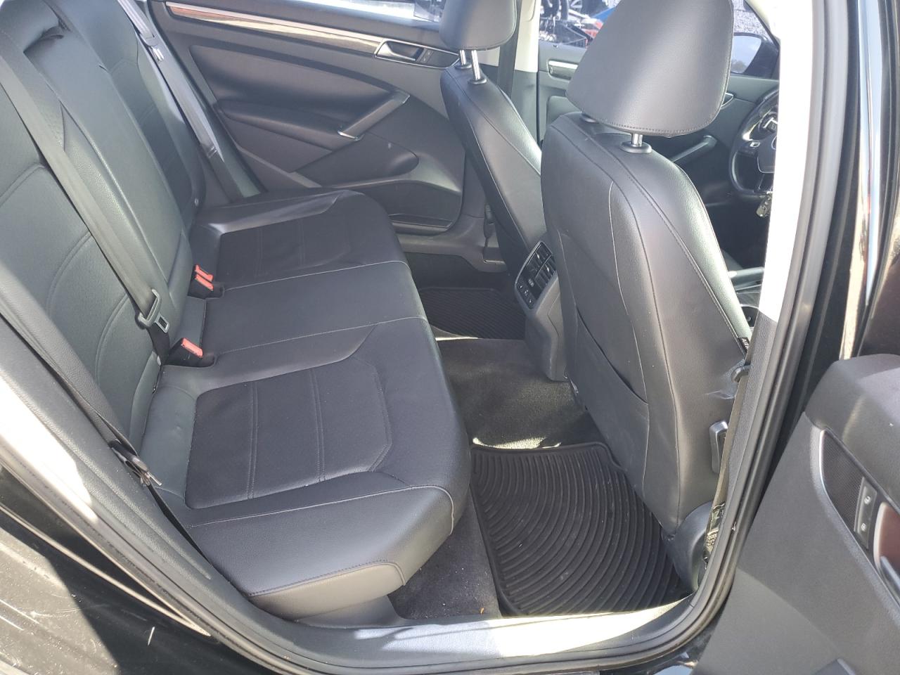 2016 Volkswagen Passat Se VIN: 1VWBS7A32GC068357 Lot: 64762755