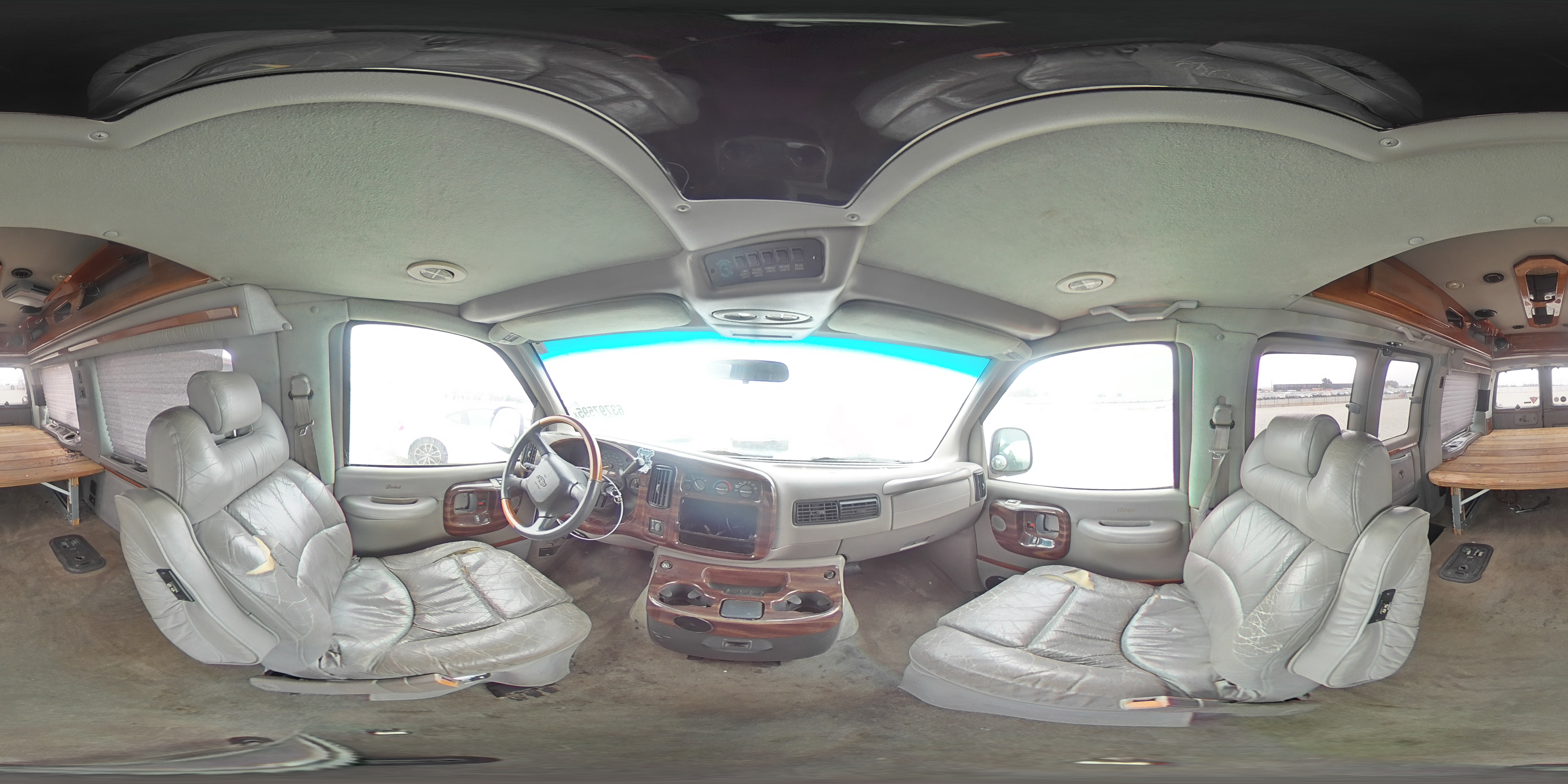 2000 Chevrolet Express G1500 VIN: 1GBFG15R4Y1212008 Lot: 63797595