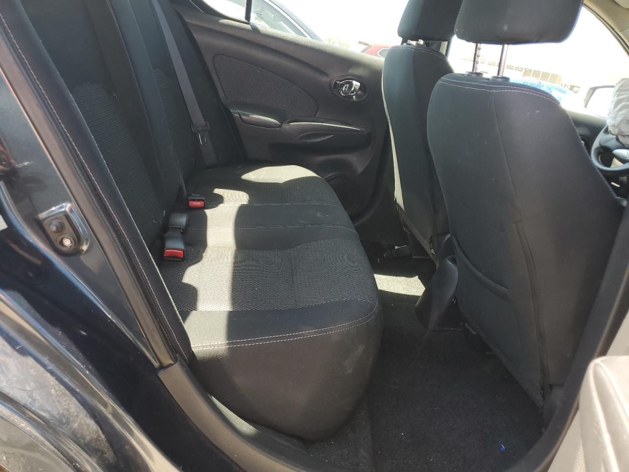 2016 Nissan Versa S VIN: 3N1CN7AP2GL885014 Lot: 64091375