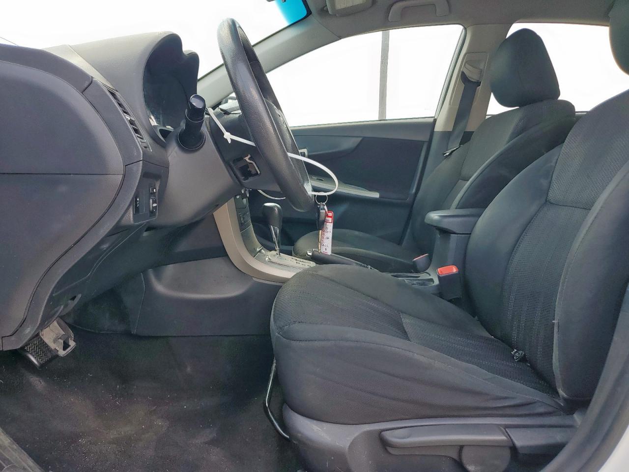 2011 Toyota Corolla Base VIN: 2T1BU4EE2BC639773 Lot: 64818675