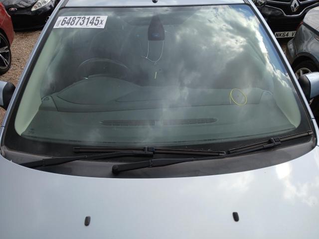 2006 FORD FOCUS GHIA
